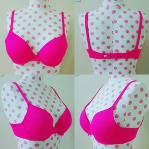 VS PINK Wear Everywhere Push-up Bra
